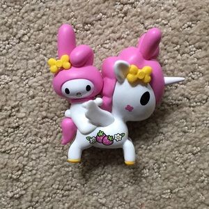 Unicorno x HK & friends my melody figure